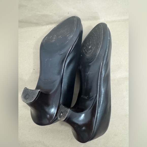 Elegant Black Women's Heels | Office | Parties | Professional | Business Casual - Picture 3 of 3